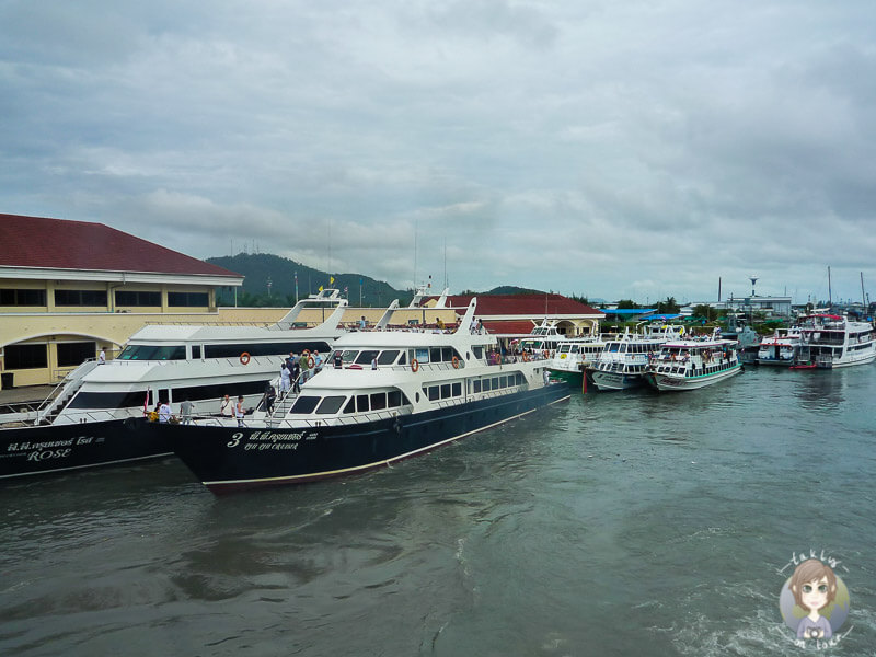 Die Anlegestelle in Phuket Richtung Koh Phi Phi, Thailand