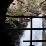 Blick auf die Lower Falls im Johnston Canyon, Kanada