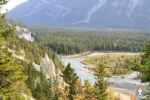 Ein toller Viewpoint: Ein Blick auf die Hoodoos von Banff, Kanada