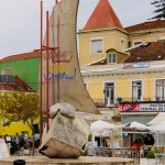 Auf dem Vorplatz vorm Fähranleger Cacilhas in Almada