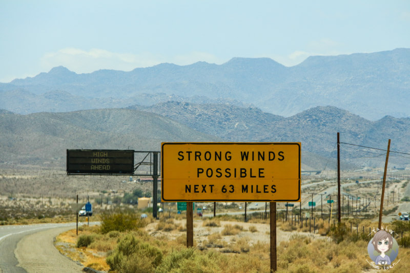 Strong Wind Schild