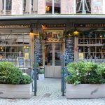 Eine Taverne und Restaurant in einer Seitenstraße von Antwerpen