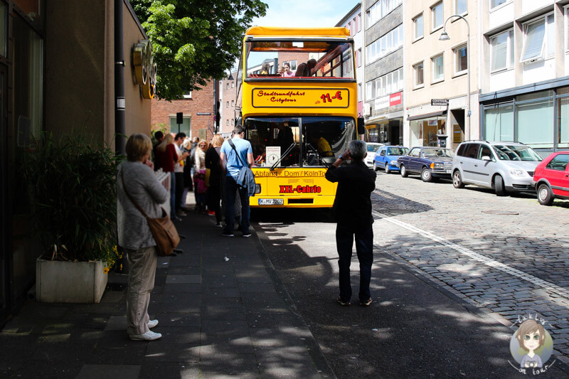 Stadtrundfahrt durch Köln mit einem Sightseeingbus