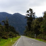 Fahrt über den Fox Glacier Highway, West Coast, Neuseeland