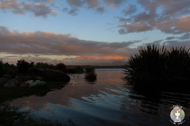 Der Sonnenuntergang am Lake Mahinapua
