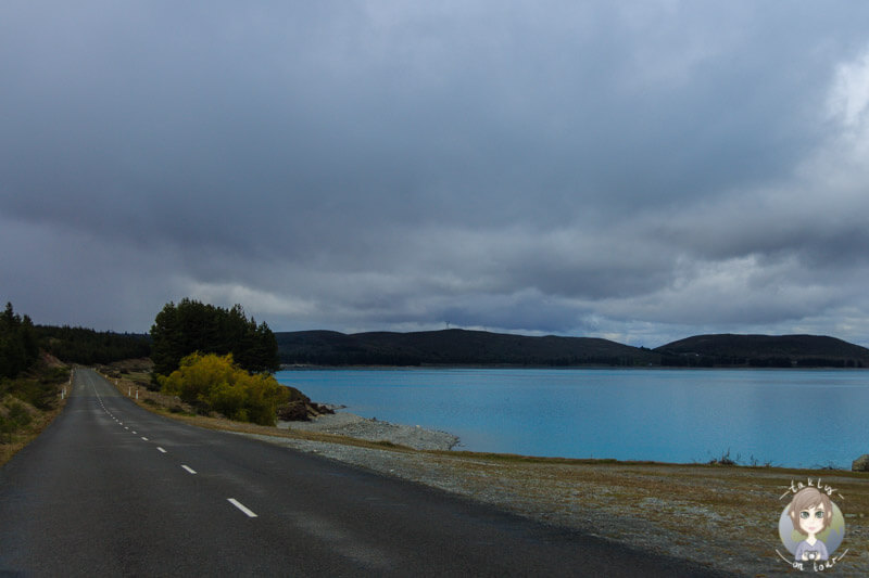 Fahrt entlang des Lake Pukaki, Neuseeland