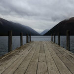 Ein Steg am Lake Rotoiti in Neuseeland