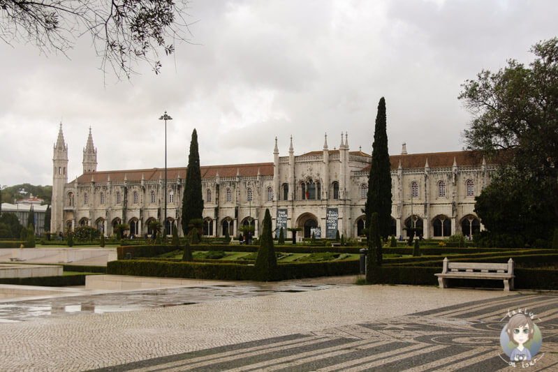 Blick auf das Mosteiro dos Jerónimos in Belém, Lissabon
