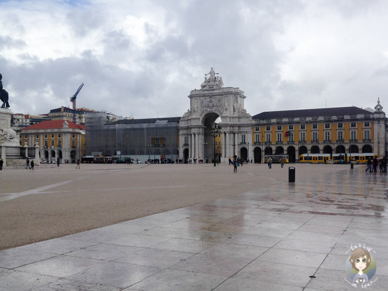 Blick über den Praça do Comércio