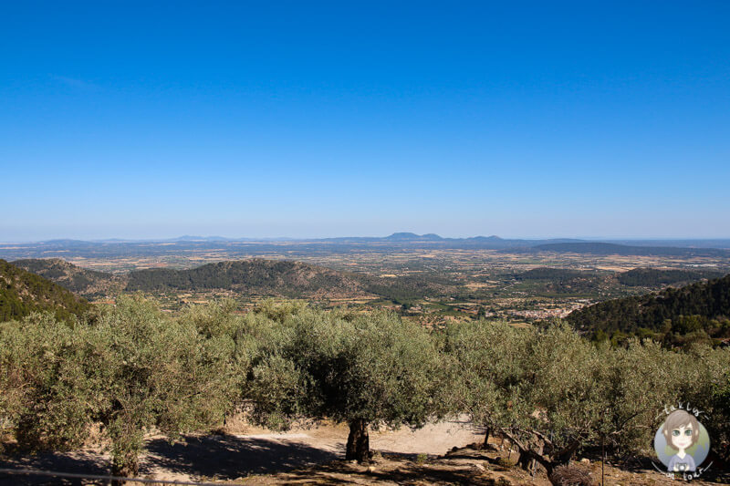 Die tolle Aussicht vom Weg zum Castell de Alaró