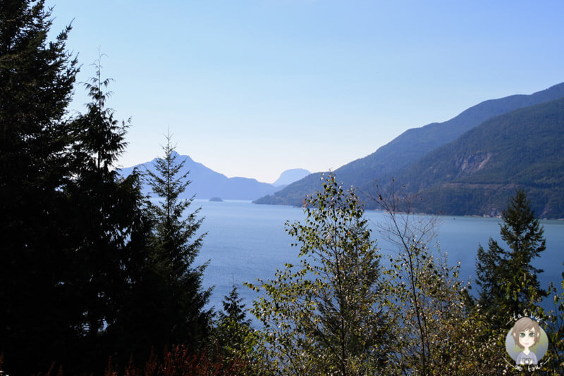 Blick über den Howe Sound, Sea to Sky Highway, British Columbia