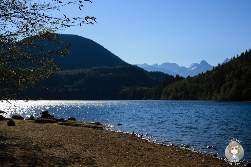 Der Hicks Lake im Sasquatch Provincial Park