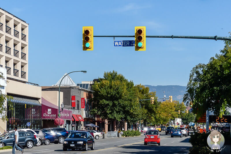 Die Hauptstraße von Kelowna, BC, Kanada