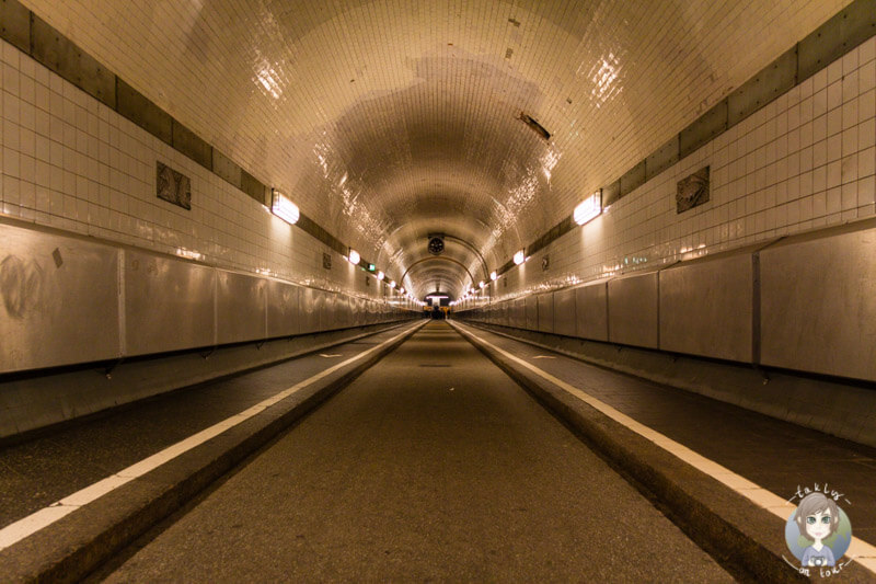 Eines der Highlights in Hamburg, der alte Elbtunnel