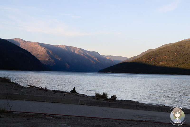 Sonnenuntergang in Needles, Upper Arrow Lake, BC, Kanada