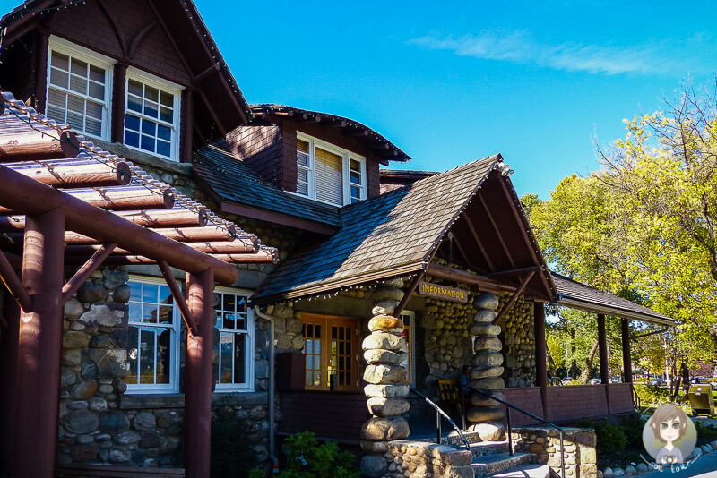 Das sehenswerte Visitor Center in Jasper, Alberta, Kanada