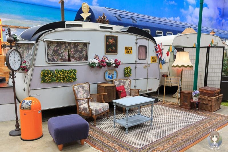 Camping mal anders im Retro Wohnwagen