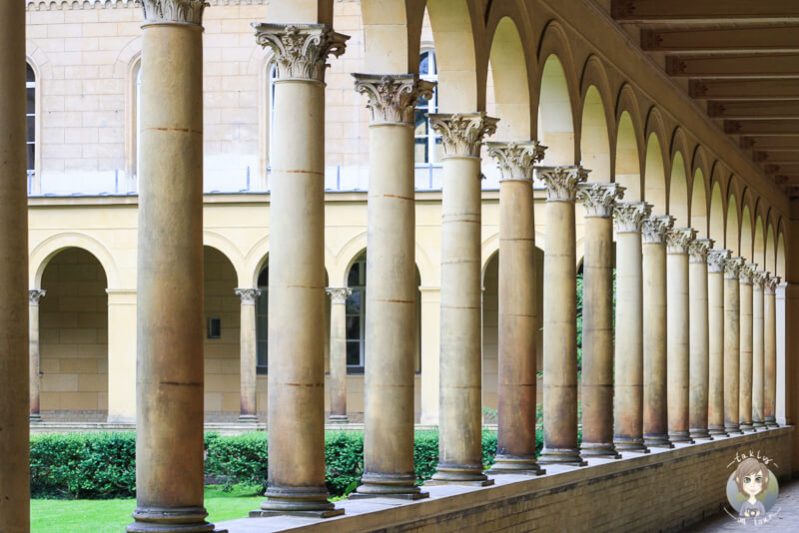 Säulengang der Friedenskirche in Potsdam, Deutschland