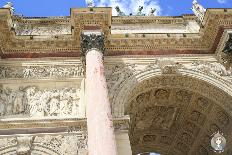 Details am Arc de Triomphe du Carrousel Paris