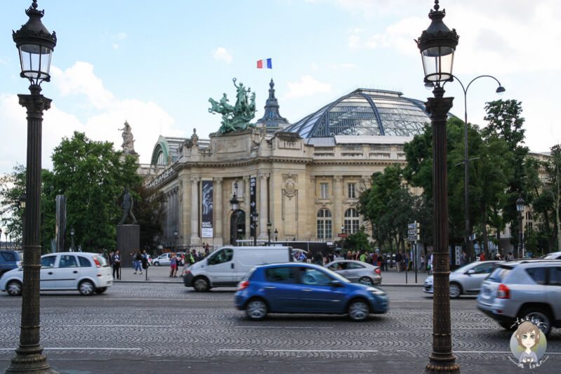 Das Gebaeude des Grand Palais in Paris