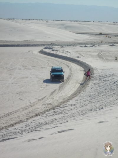 Parkplatz des Autos in White Sands Nahe Alamogordo