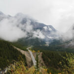 Icefields Parkway in den Wolken