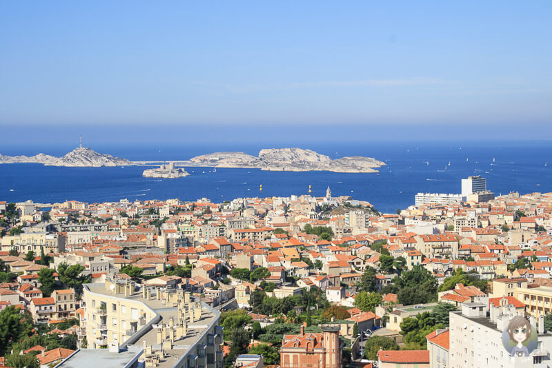 Weiter Blick auf die Bucht Marseille 