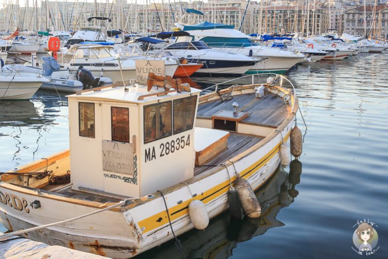 Fischkutter m Hafen von Marseille