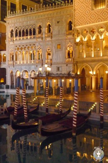 Gondeln am Hotel Venetian in Las Vegas