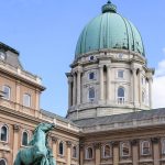 Die Kuppel vom Burgpalast in Budapest