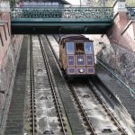 Diese Seilbahn fährt direkt zum Burgpalast in Budapest