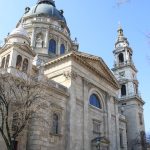 Die beeindruckende St. Stephans Basilika in Pest Budapest