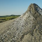 Blick auf einen Vulkankrater in Rumänien auf der Europareise