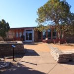 Die Rückseite vom Visitor Center im Navajo National Monument, Arizona