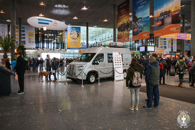 Foyer der CMT 2019 in Stuttgart