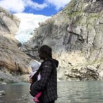 Wanderung mit Baby zum Briksdalsbreen im Jostedalsbreen Nationalpark