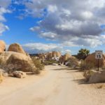 Fahrt über den White Tank Campground im Joshua Tree National Park