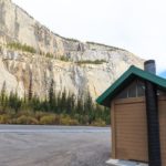 Toiletten am Icefields Parkway in Kanada gibt es zahlreich
