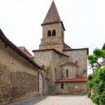 Die Kirche des Priorats in Pommiers Frankreich
