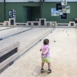 Eine Partie Pétanque in Saint-Bonnet-le-Château