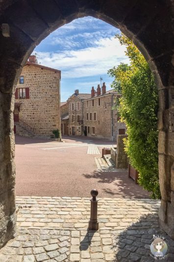 Marols ein Village de caractere in der Loire in Frankreich
