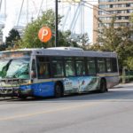 Ein Bus ist einer der öffentlichen Verkehrsmittel in Vancouver