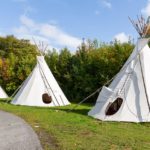 Tipis als Mietunterkünfte auf dem KNAUS Camping im Sauerland