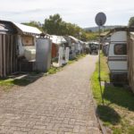 Mietwohnwagen und Dauercamper auf dem Goldbreite Camping im Sauerland