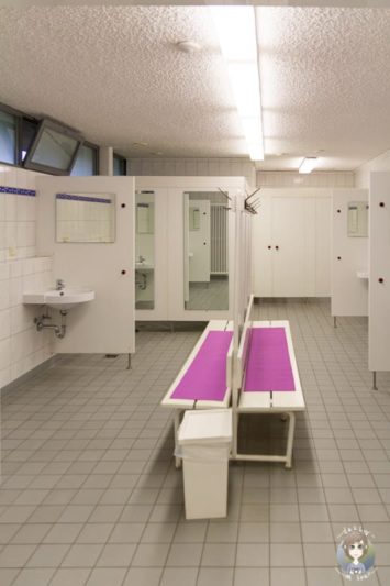 Gepflegte Sanitäranlagen im KNAUS Campingpark am Hennesee im Sauerland