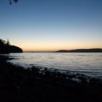 Sonnenuntergang vom zweiten Camp der North Island Kayak Tour