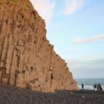 Sonnenuntergang am Reynisfjara Strand im Süden von Island