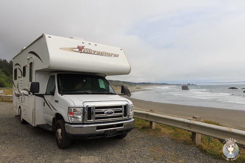 Camper am Meyers Creek Beach am Samuel Boardman Scenic Drive