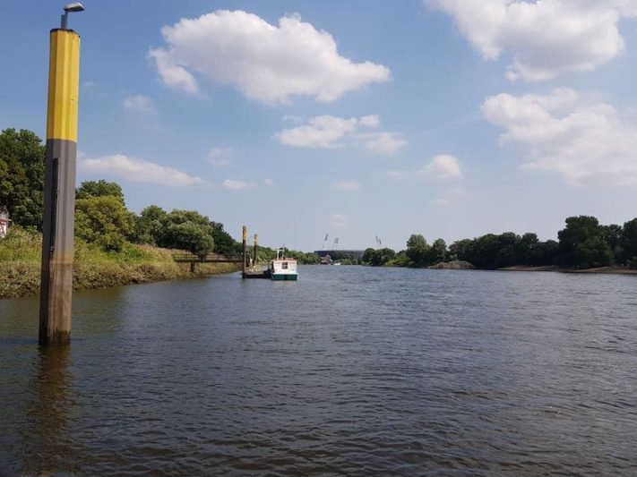Reiseziele in Deutschland wie der Weserstrand in Bremen