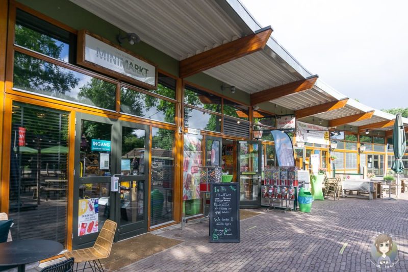 Minimarkt auf dem Camping Geversduin in Nordholland